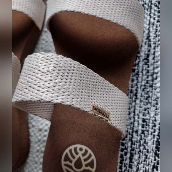 Freewaters Supreme La Jolla - Women's Sandal - Picture 6 of 8